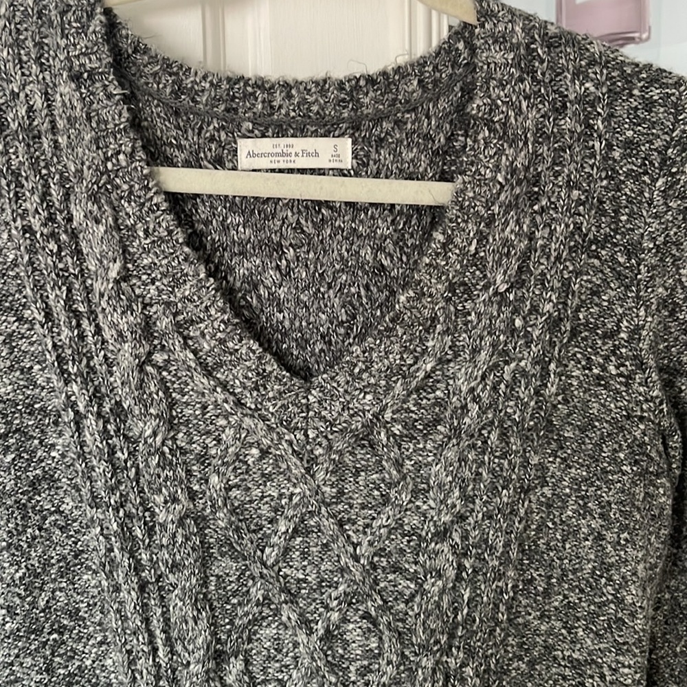 Abercrombie V-neck sweater dress - Picture 2 of 3